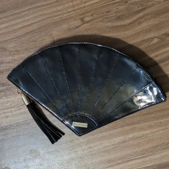 *LIKE NEW* Kate Spade Hello Tokyo Shanghai Milan Fan Clutch (Black) - Picture 2 of 4